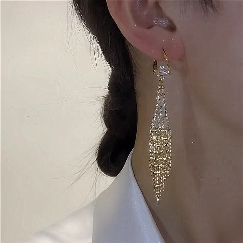 [ideal gift] Rhinestone Tassel Earrings