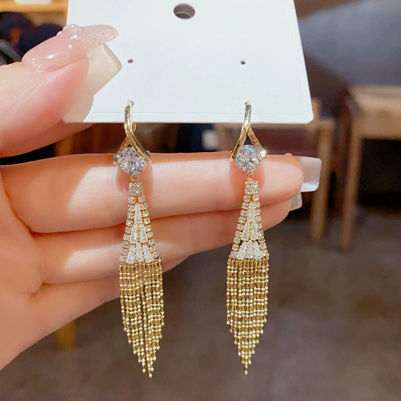 [ideal gift] Rhinestone Tassel Earrings